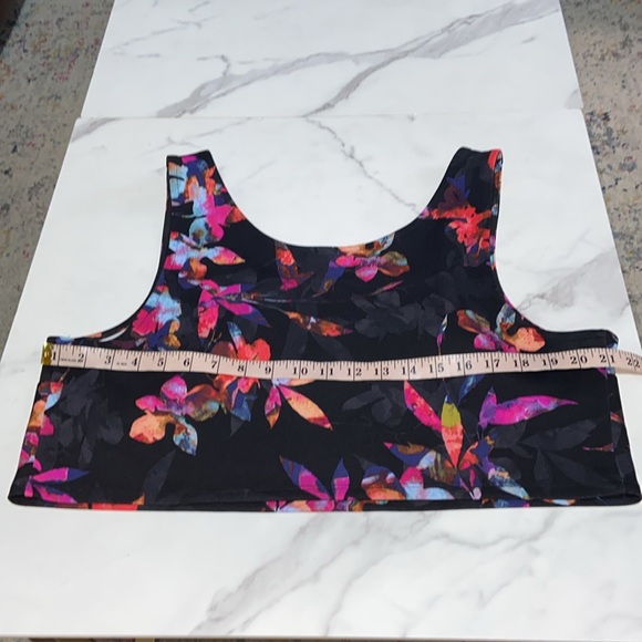 Torrid size 2 (US size 2X) Crop Tank Top Floral Print - Picture 10 of 16